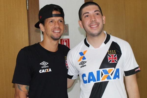 Pedro Henrique e o volante Diguinho