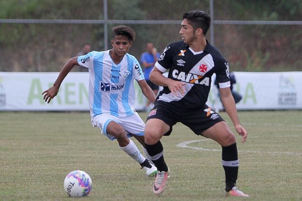 Andrey teve boa atuao contra o Maca