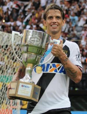 Diguinho tem 22 partidas pelo Vasco, nove nesta temporada