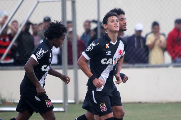Mateus Vital fez o gol da vitria contra o Maca