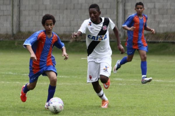 Talles se destacou no incio do Metropolitano