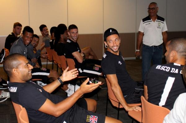 Descontrao aps pergunta do capito Rodrigo