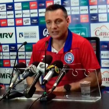 Doriva destaca reao do time e elogia meia Nen