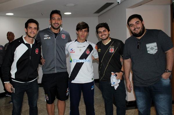 Luan atendeu aos Scios Torcedores do Vasco