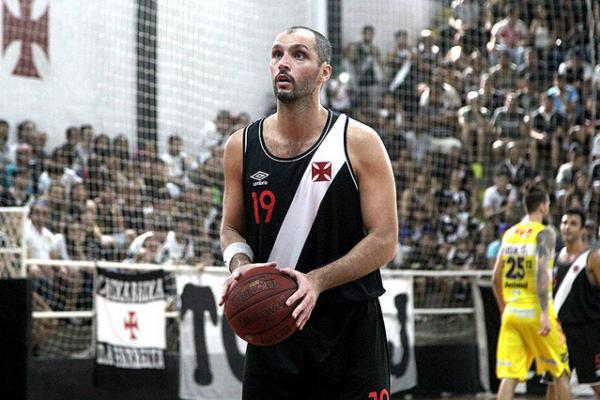 Drudi anotou um duplo-duplo na vitria do ltimo domingo