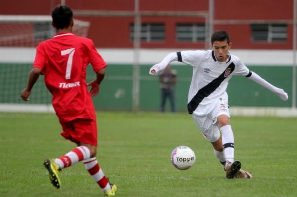Gabriel Cunha puxa jogada ofensiva do Gigante da Colina