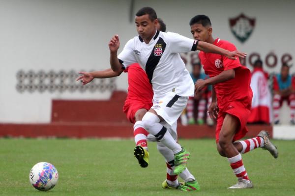 Gustavo Henrique infernizou a defesa do Amrica