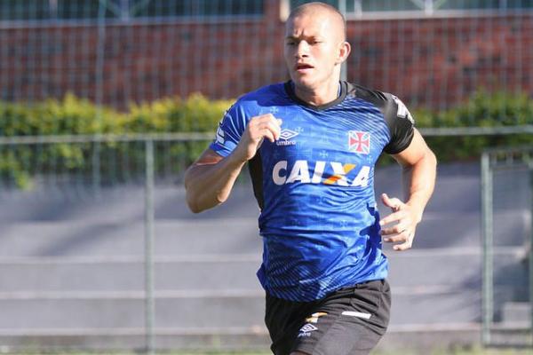 Nei passou trs anos vestindo a camisa do Vasco