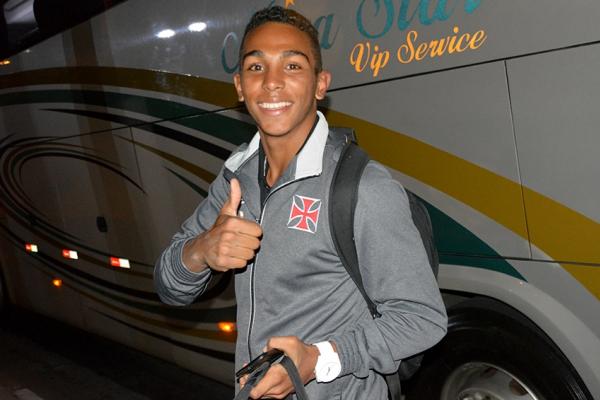 Rafael Frana na chegada em So Paulo