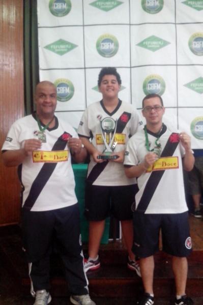 Lanussi, Davi, ao centro, e Magoo.