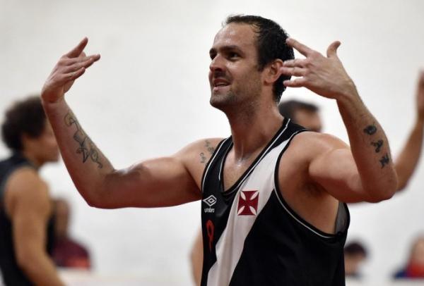 Gacho foi cestinha seis vezes nessa Liga Ouro