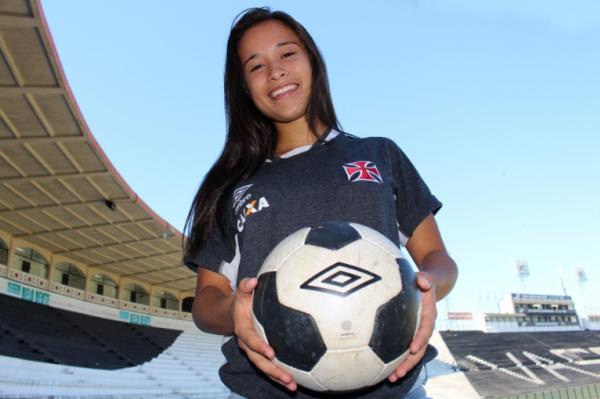 Letcia reencontrar os familiares em Manaus