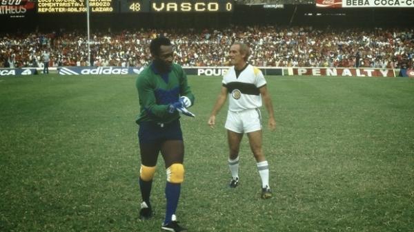 Pel e Renato Arago durante a gravao de Os Trapalhes e o Rei do Futebol