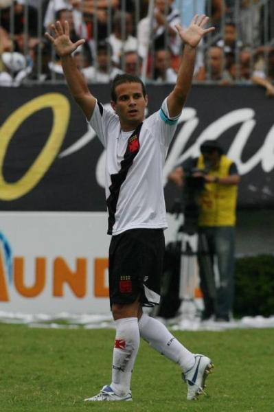 Morais vai jogar na ndia a partir de agosto