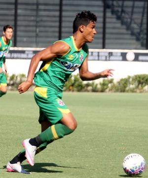 Matheus ndio participa do amistoso em So Janurio 