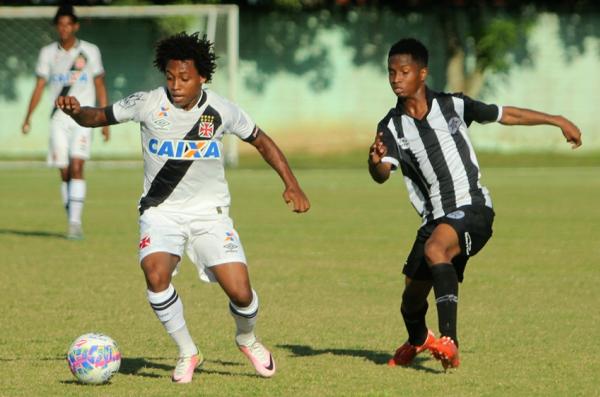 Paulo Vitor teve grande atuao na vitria do sub-20