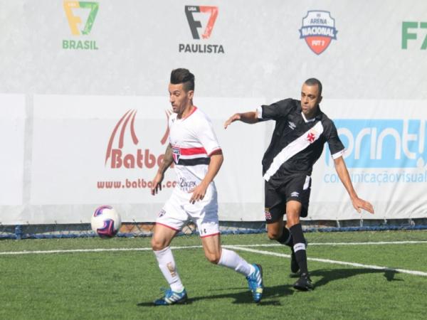 So Paulo conquistou o primeiro ttulo da temporada