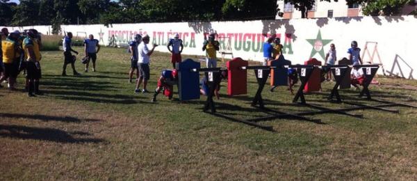 Jogadores do Vasco Patriotas treinam com sled no Estdio Luso-Brasileiro