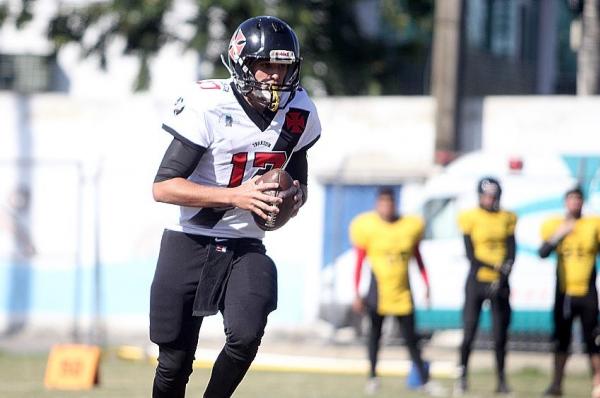Cria da casa, Daniel Gazelle comandou o Patriotas na estreia da Superliga Nacional