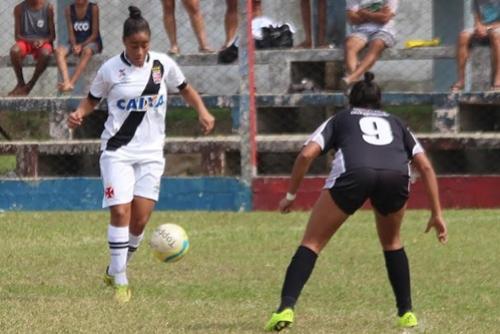 A vascana Las Veloso com cinco gols mais uma vez est na briga pela artilharia da competio