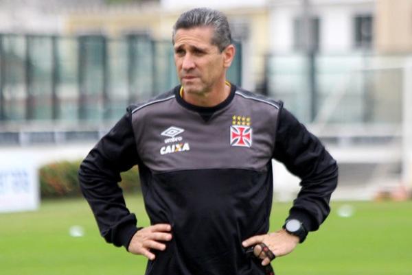 Jorginho ter que mexer bastante na equipe