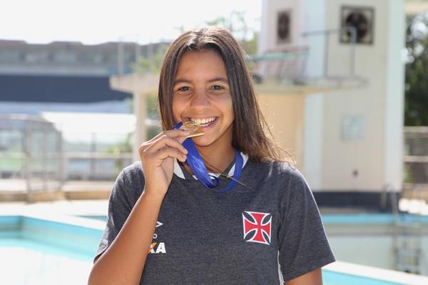 Mayara Martins foi convocada para a Seleo Estadual