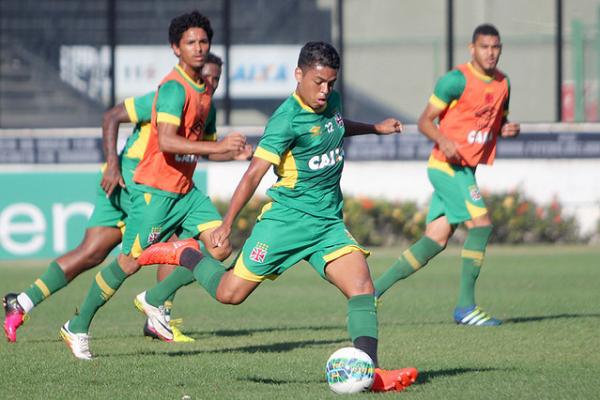 vander  um dos provveis titulares para enfrentar o Luverdense