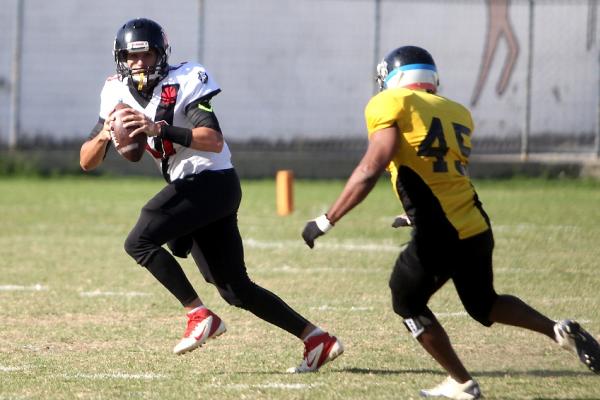 Daniel levando o Vasco Patriotas para mais um ataque