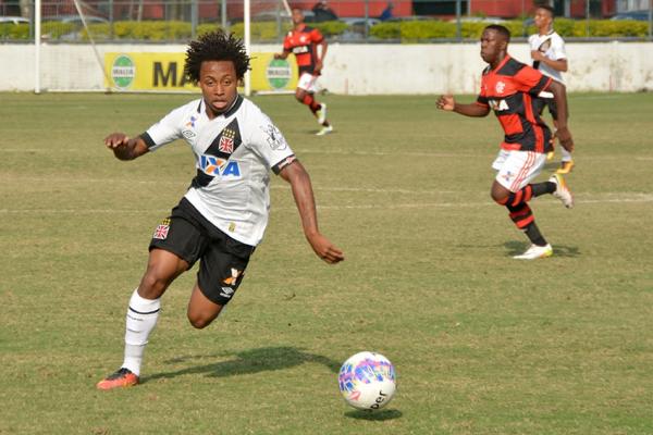 Paulo Vitor foi o autor do gol vascano