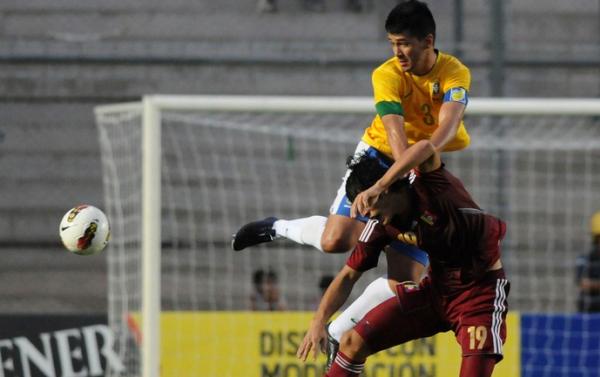 Luan em ao contra a Venezuela: vai lutar por posio, mas tem histrico de capito na base