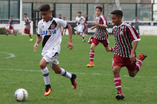 Miguel acabou com o sistema defensivo do Fluminense