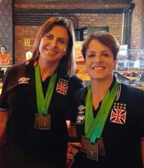 Lcia Vieira e Lea Castro