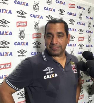 Zinho concede entrevista coletiva no Castelo aps empate sem gols