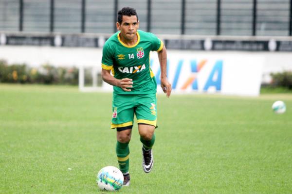 O atacante derson valoriza o perodo de treinos do Vasco