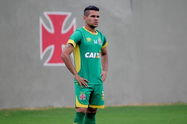 derson durante treinamento desta quarta-feira