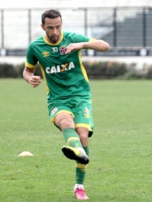 Nen vai desfalcar o Vasco no duelo contra o Tupi neste sbado