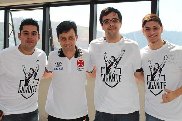 Scios parabenizaram gerente cientfico Alex Evangelista pelo trabalho