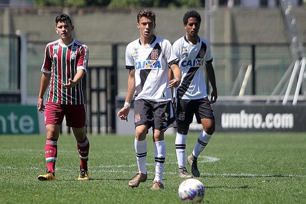 Caio e Miranda atuaram no triunfo sobre o Fluminense