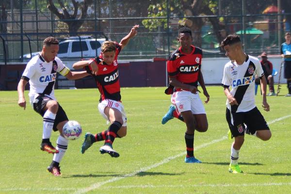 Marlon e Miguel infernizaram a defesa do Flamengo