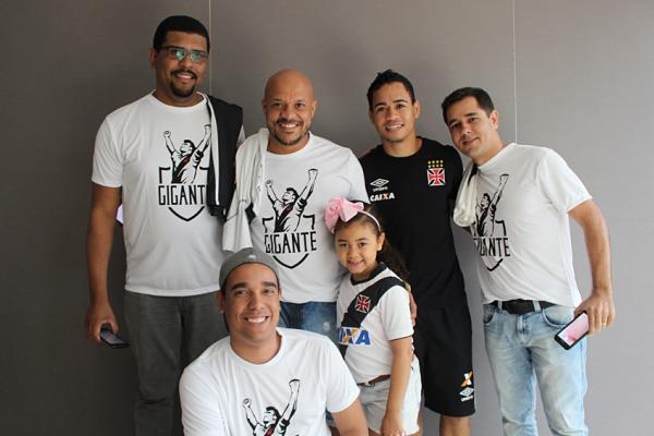 Yago Pikachu fazendo a alegria dos scios-torcedores