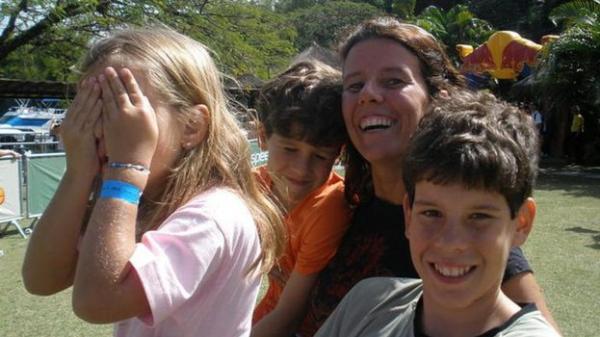 Aps diagnstico de MSA, gacha tomou a difcil deciso de separar-se dos filhos, quando a mais nova ainda era beb