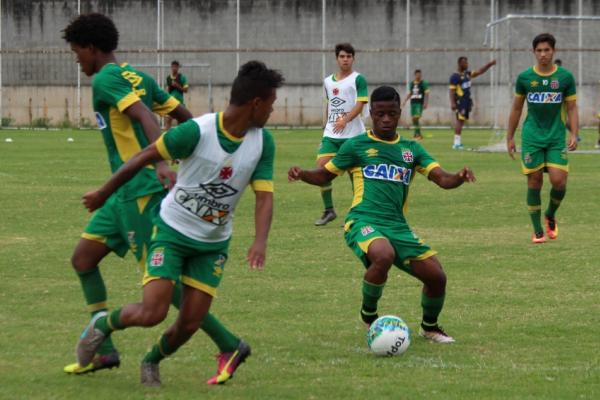 Robinho retorna ao time contra o Tigres