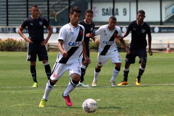 Linnick marcou de pnalti um dos gols vascanos