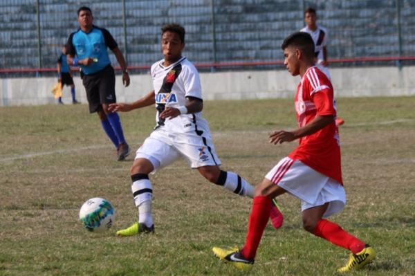Hugo Borges voltou a brilhar com a camisa do Vasco