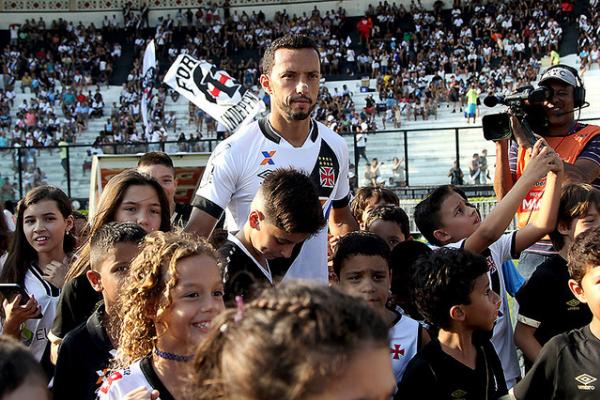 Nen  uma das armas do Vasco para conseguir a classificao