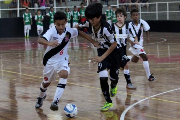 Victor Hugo marcou para o Sub-13 na Srie Prata