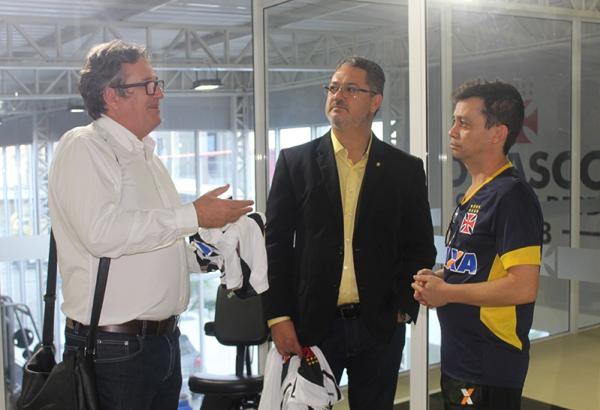 Erasmo Damiani, coordenador das divises de base da Seleo Brasileira, tcnico Rogrio Micale e Alex Evangelista, gerente cientfico