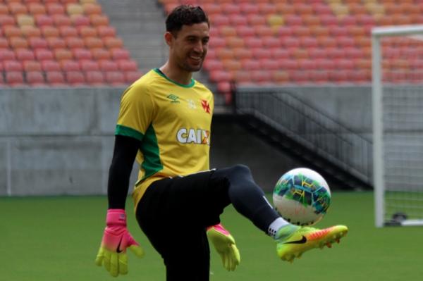 Martn Silva durante treino no palco do jogo