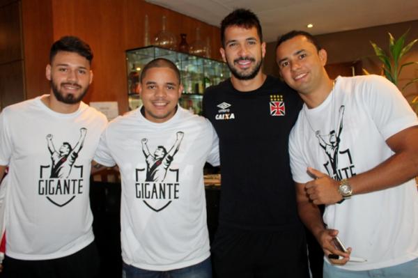 Gigantes conheceram o campeo olmpico Luan