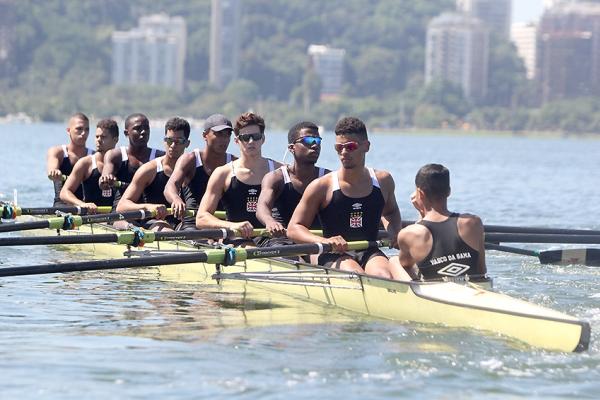 Vascanos buscam melhorar o rendimento neste domiingo